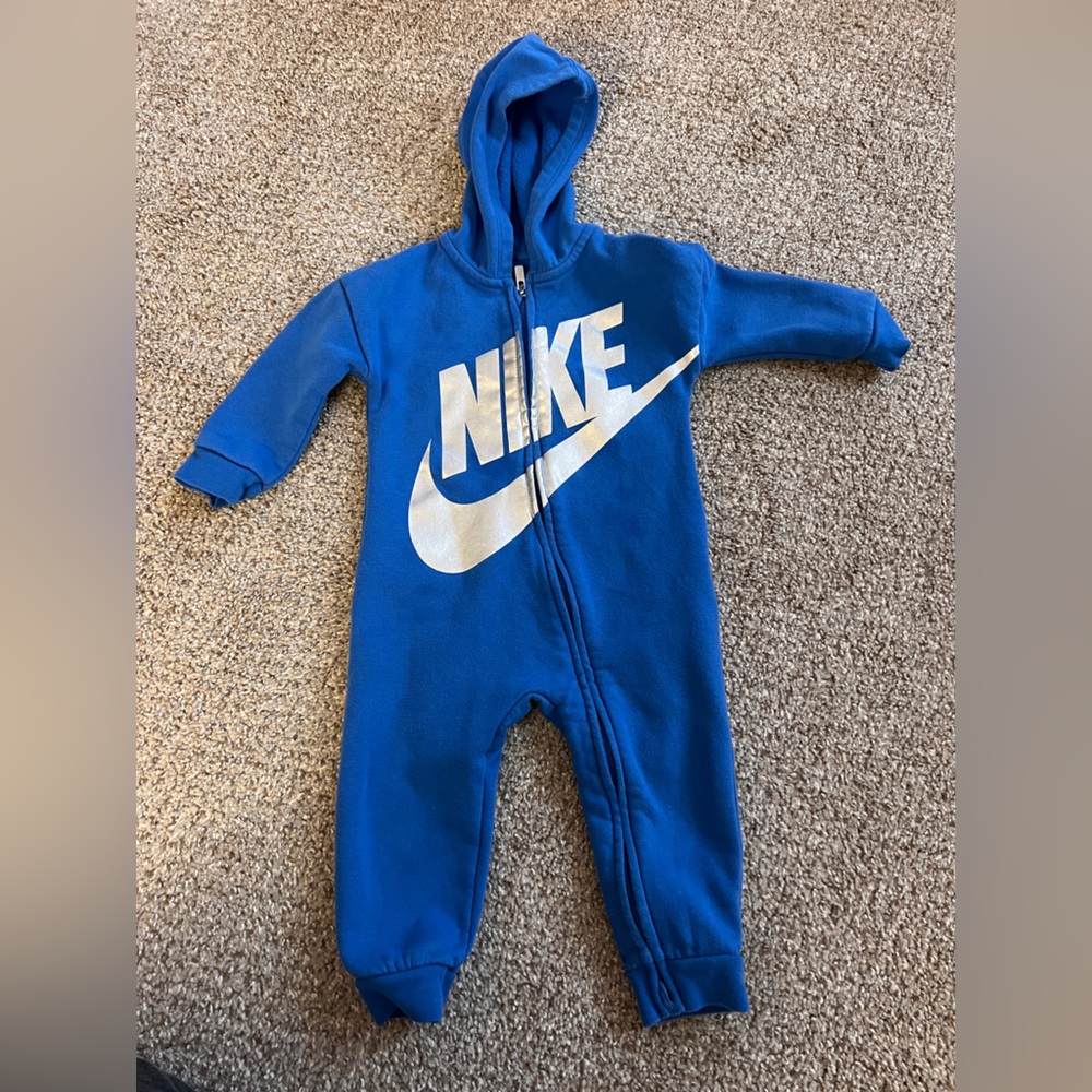 Nike boys girls unisex blue romper coveralls 18 months B1G1 50% off